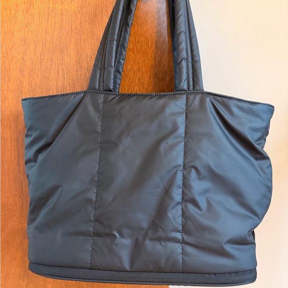 Calpak Luka expandable laptop Tote in matte black - Picture 3 of 5
